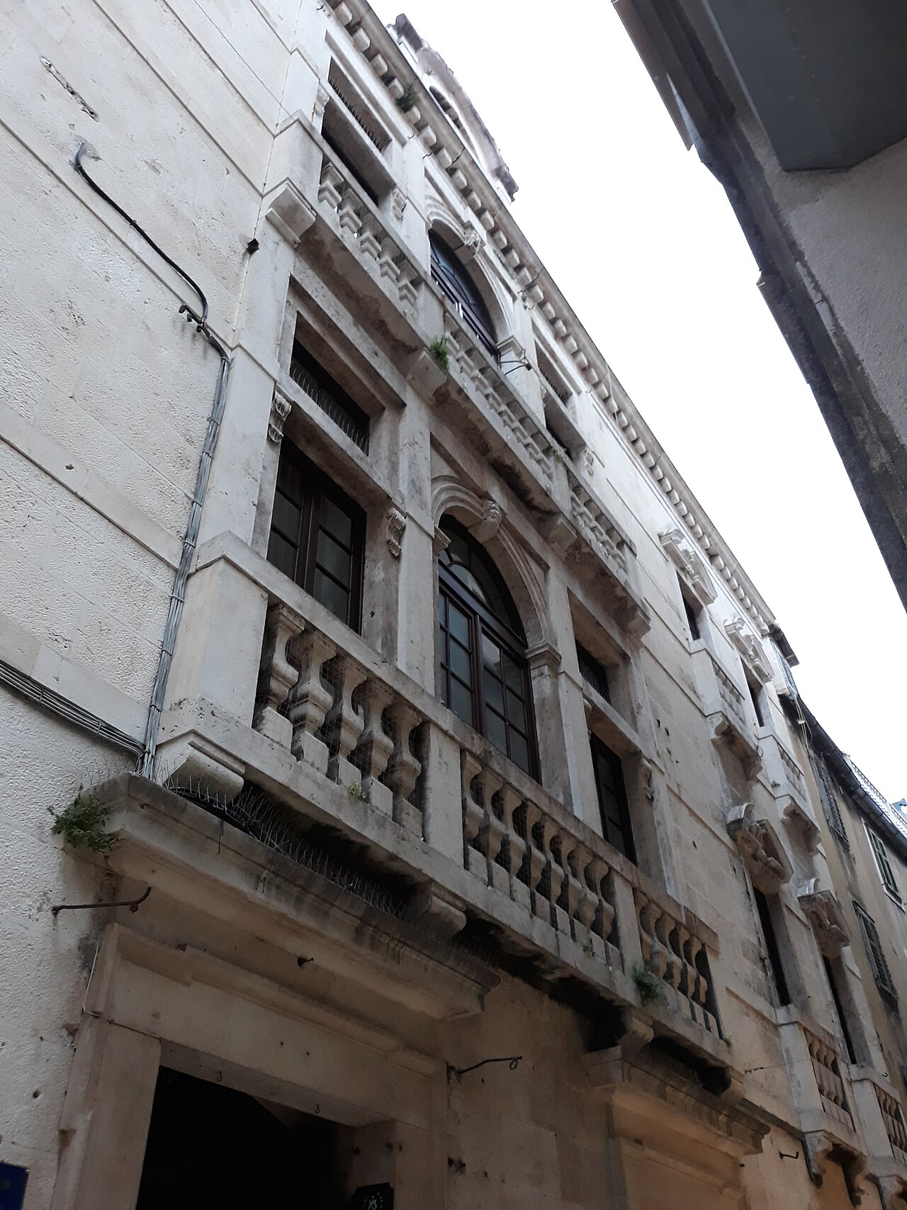 Cindro Palace