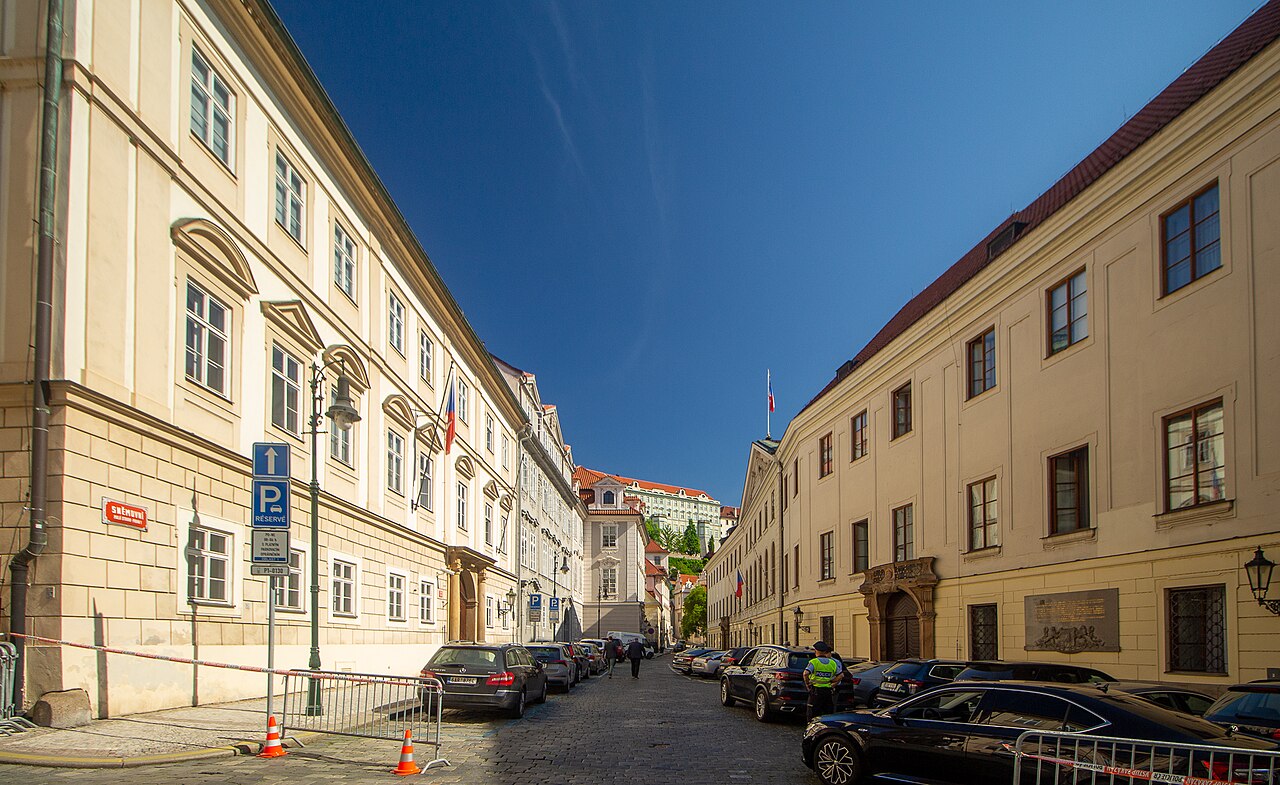 palacio Thun (Sněmovní)