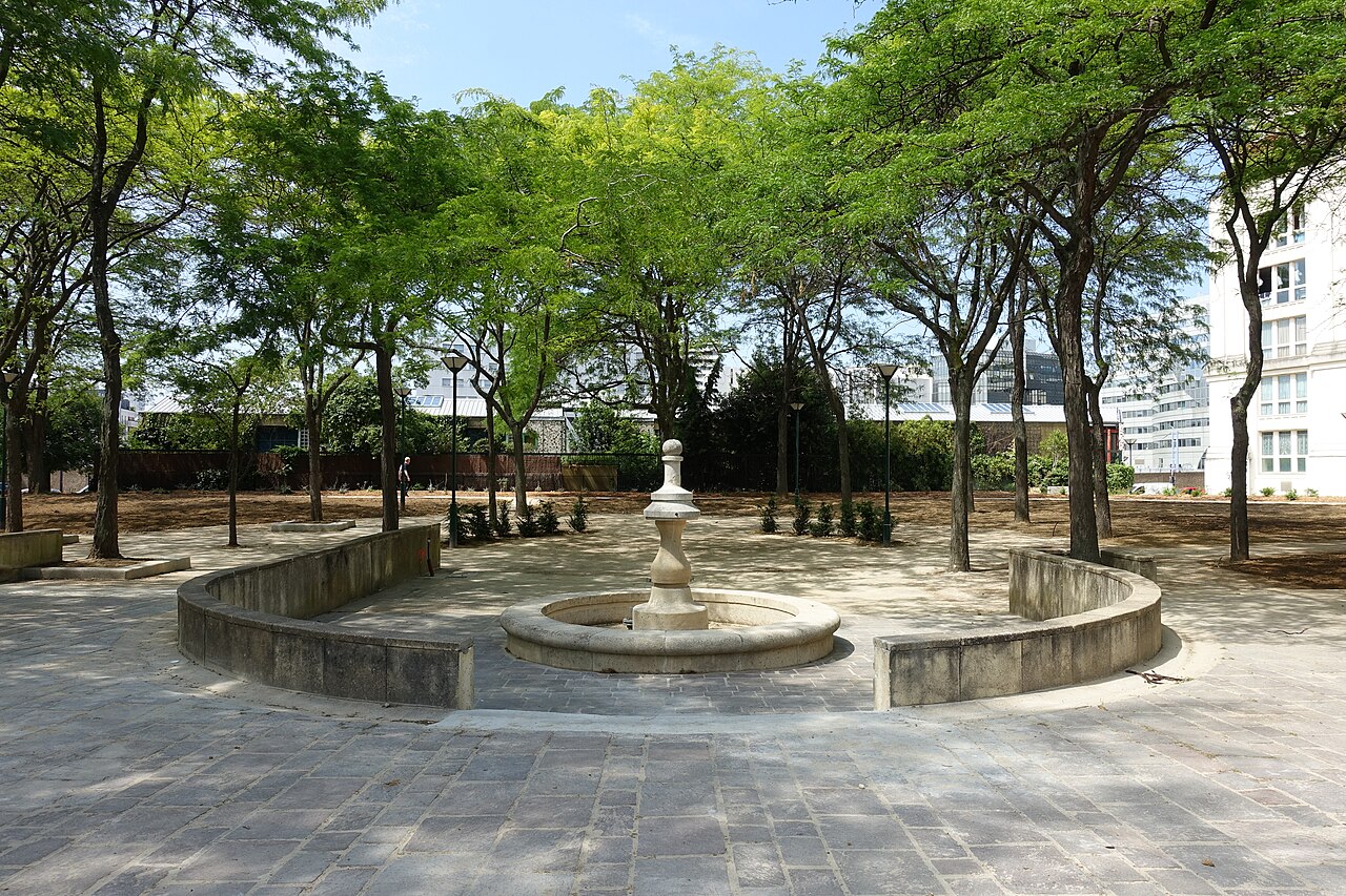 square du Cardinal-Wyszinski