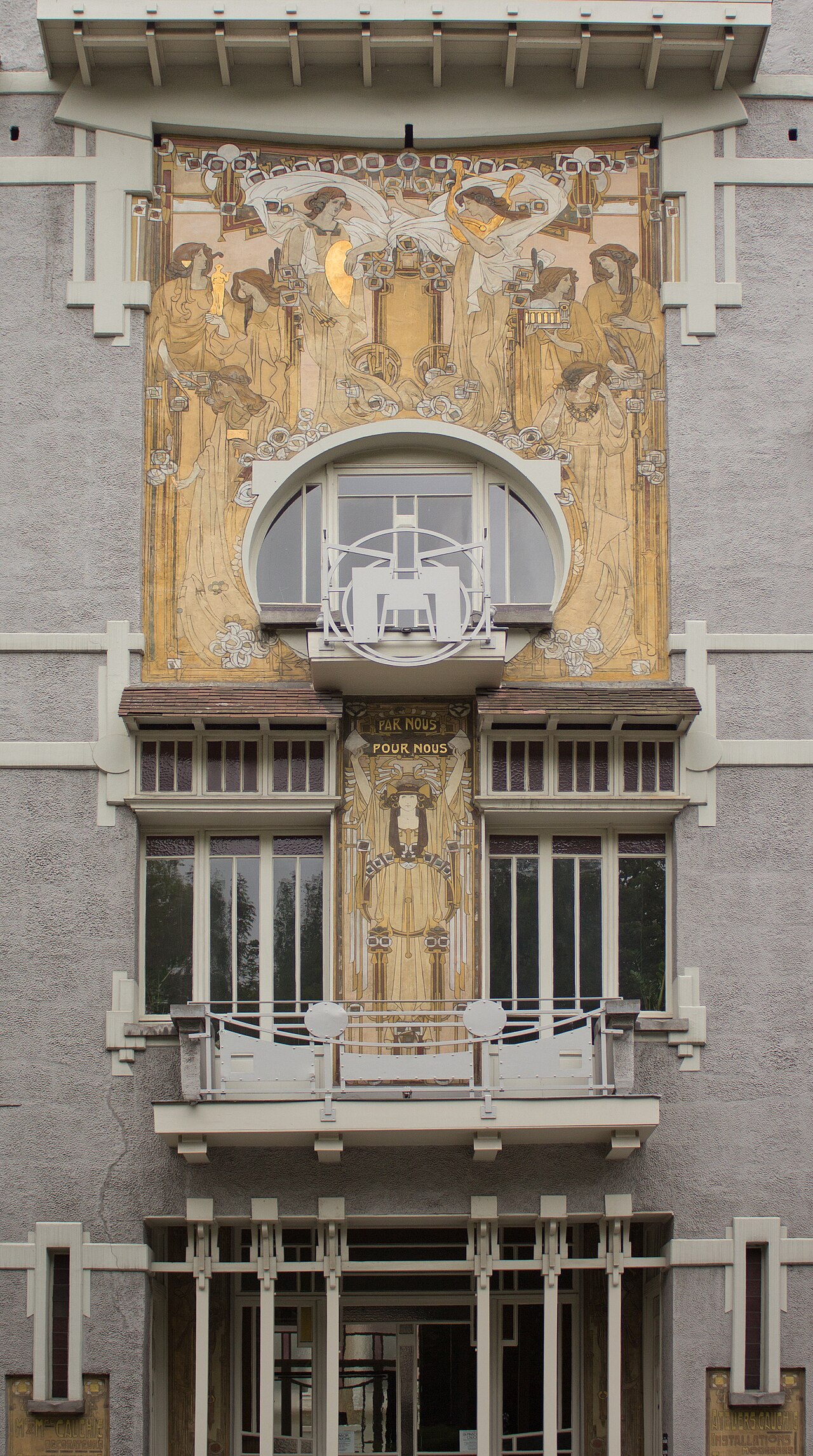 Cauchie House