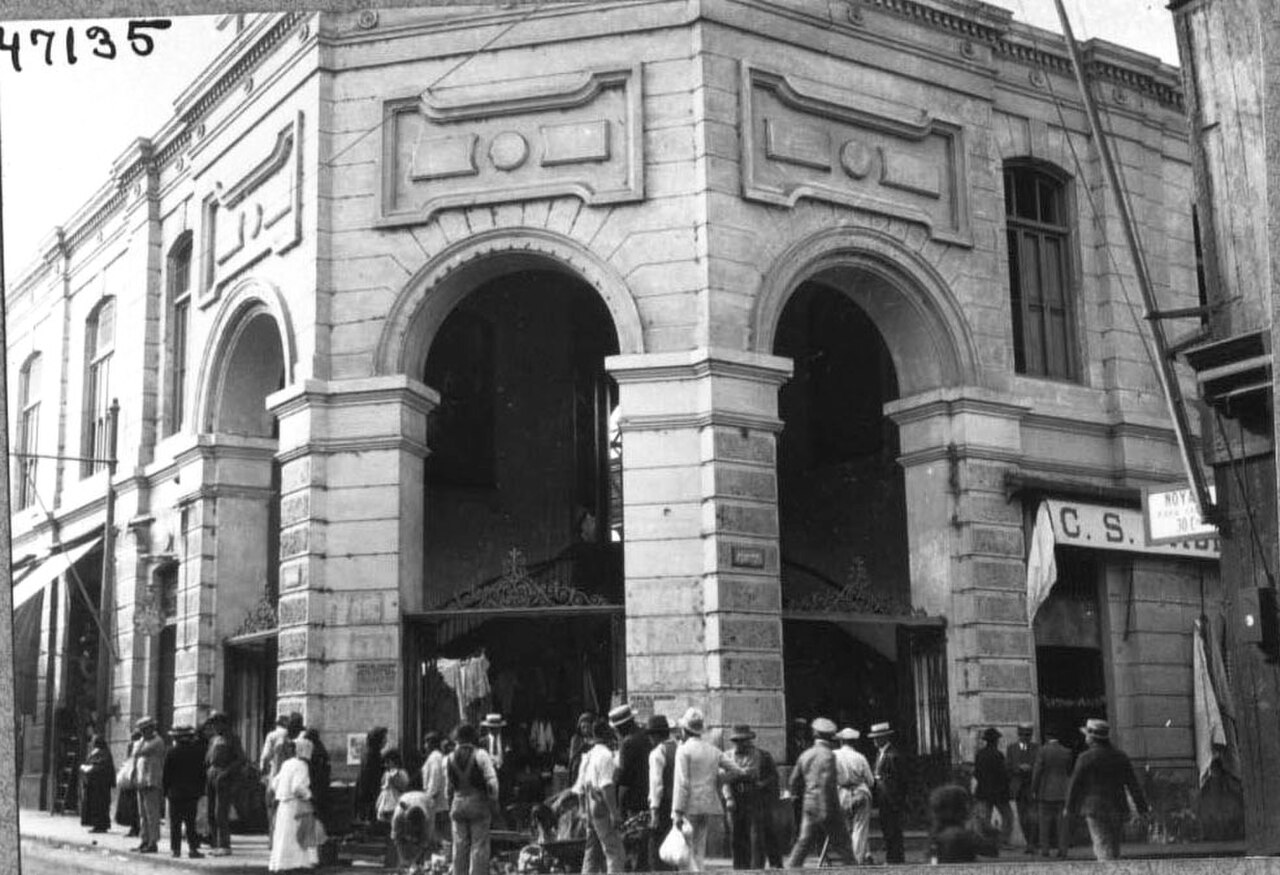 A photograph of Central Market of Lima