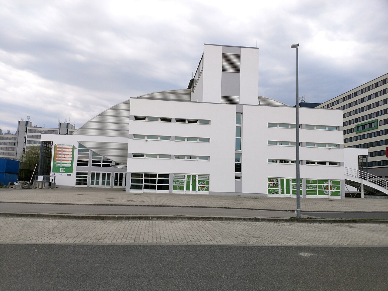 Csarnok tér