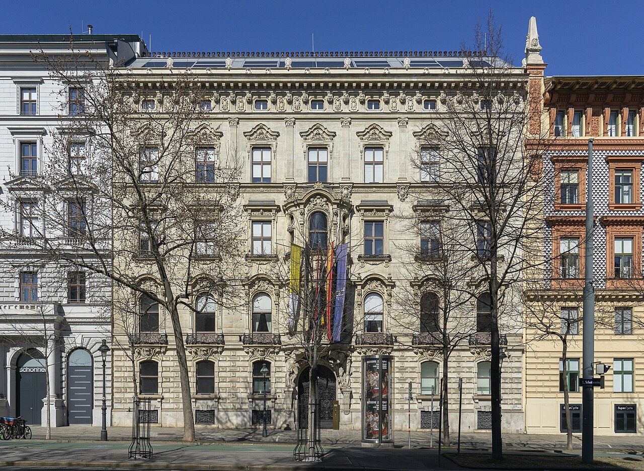 Sturany Palace