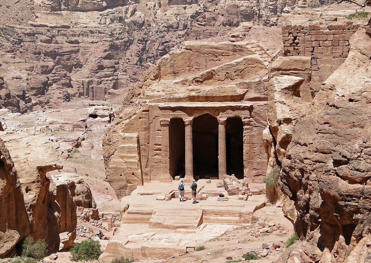 صورة معبد الحديقة