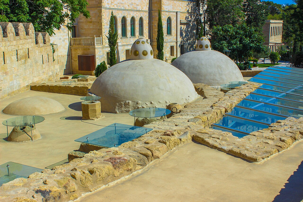 Bains souterrains de Bakou