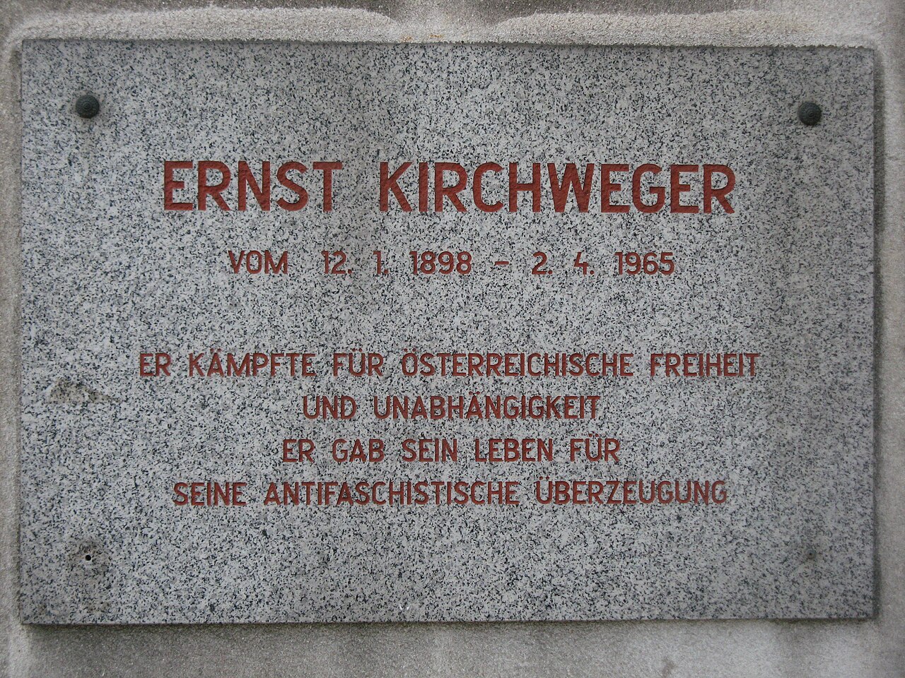 Gedenktafel Ernst Kirchweger, Sonnwendgasse 24