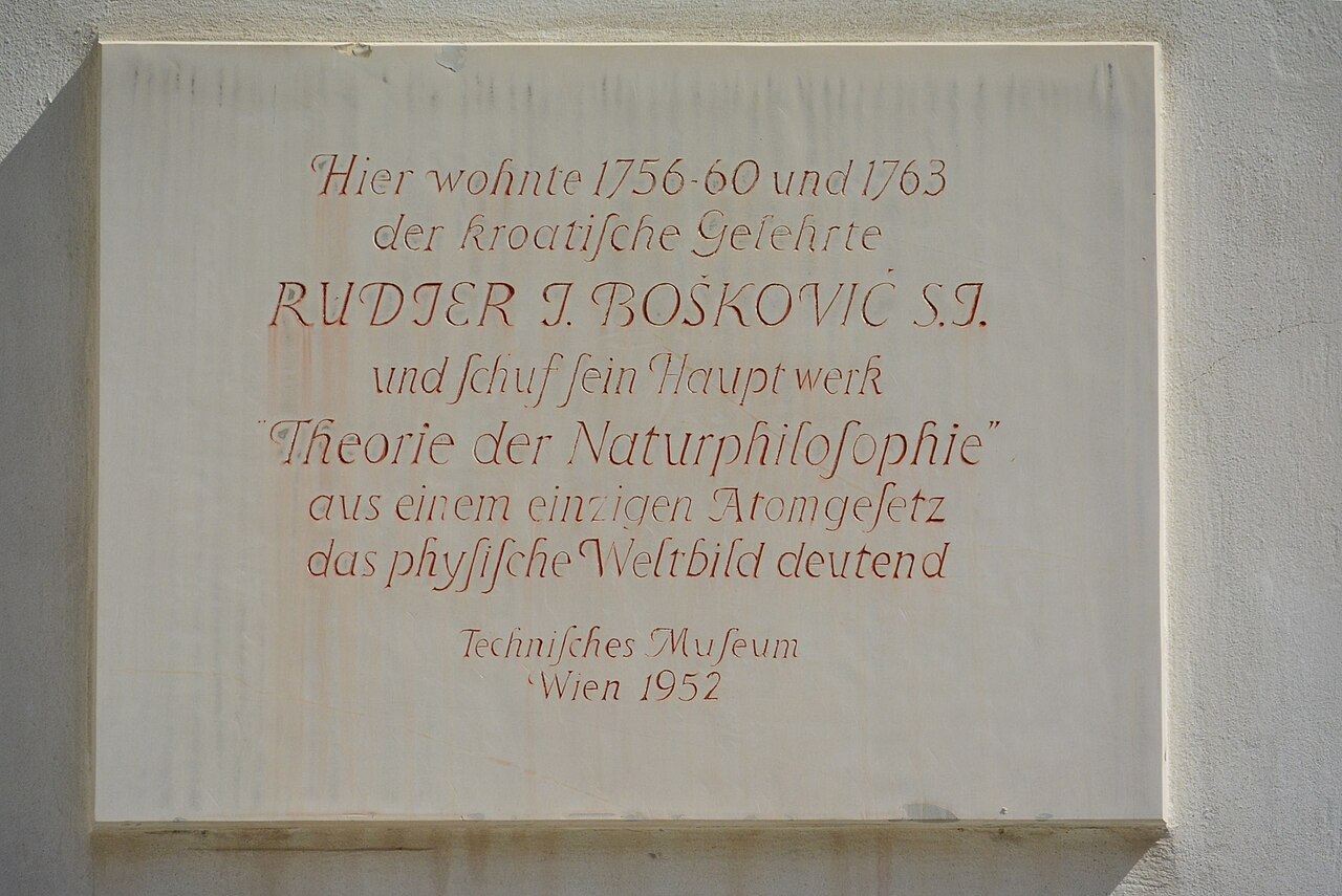 placa em homenagem a Rugjer Josip Bošković