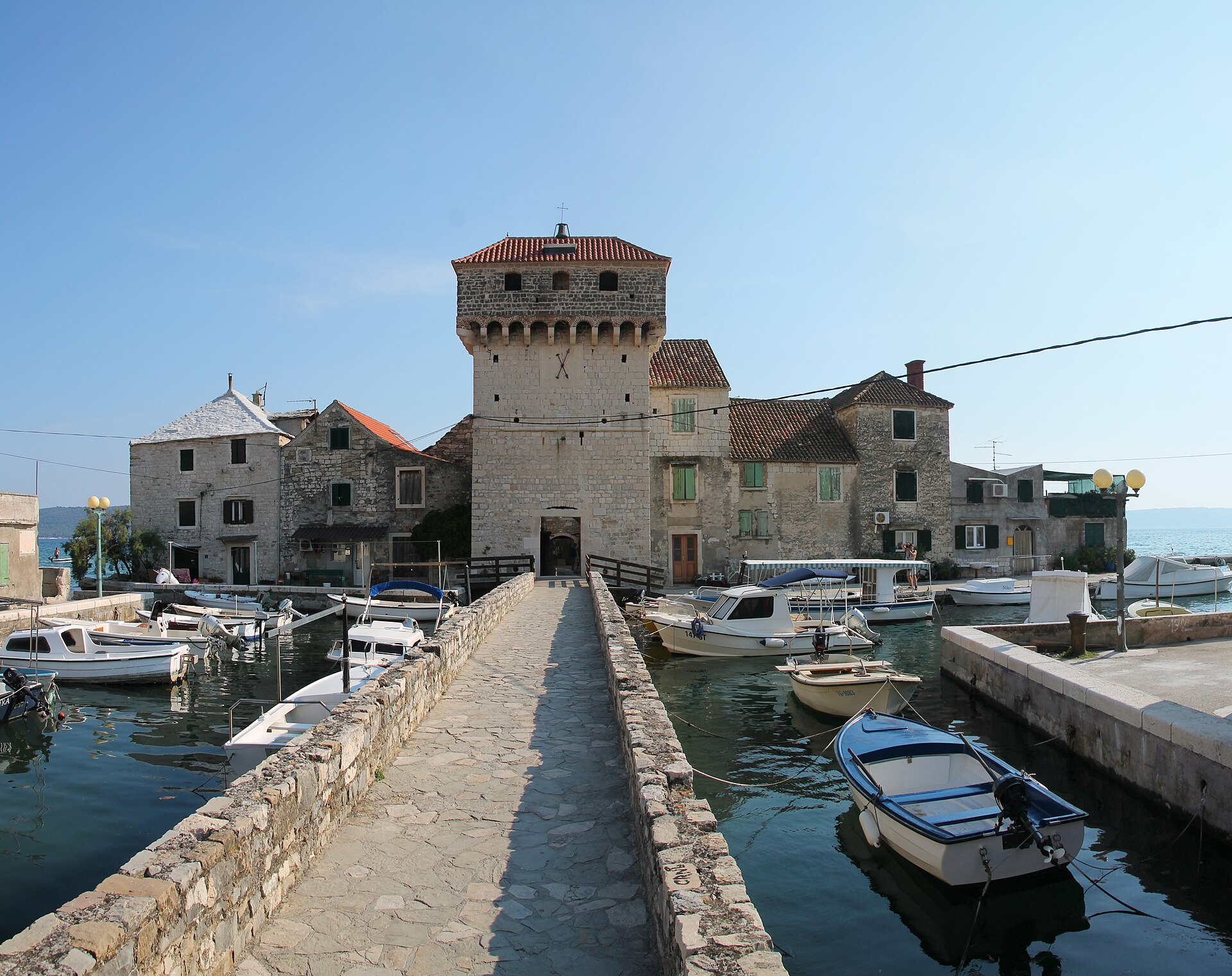 Uma fotografia de Castelo de Kaštel Gomilica