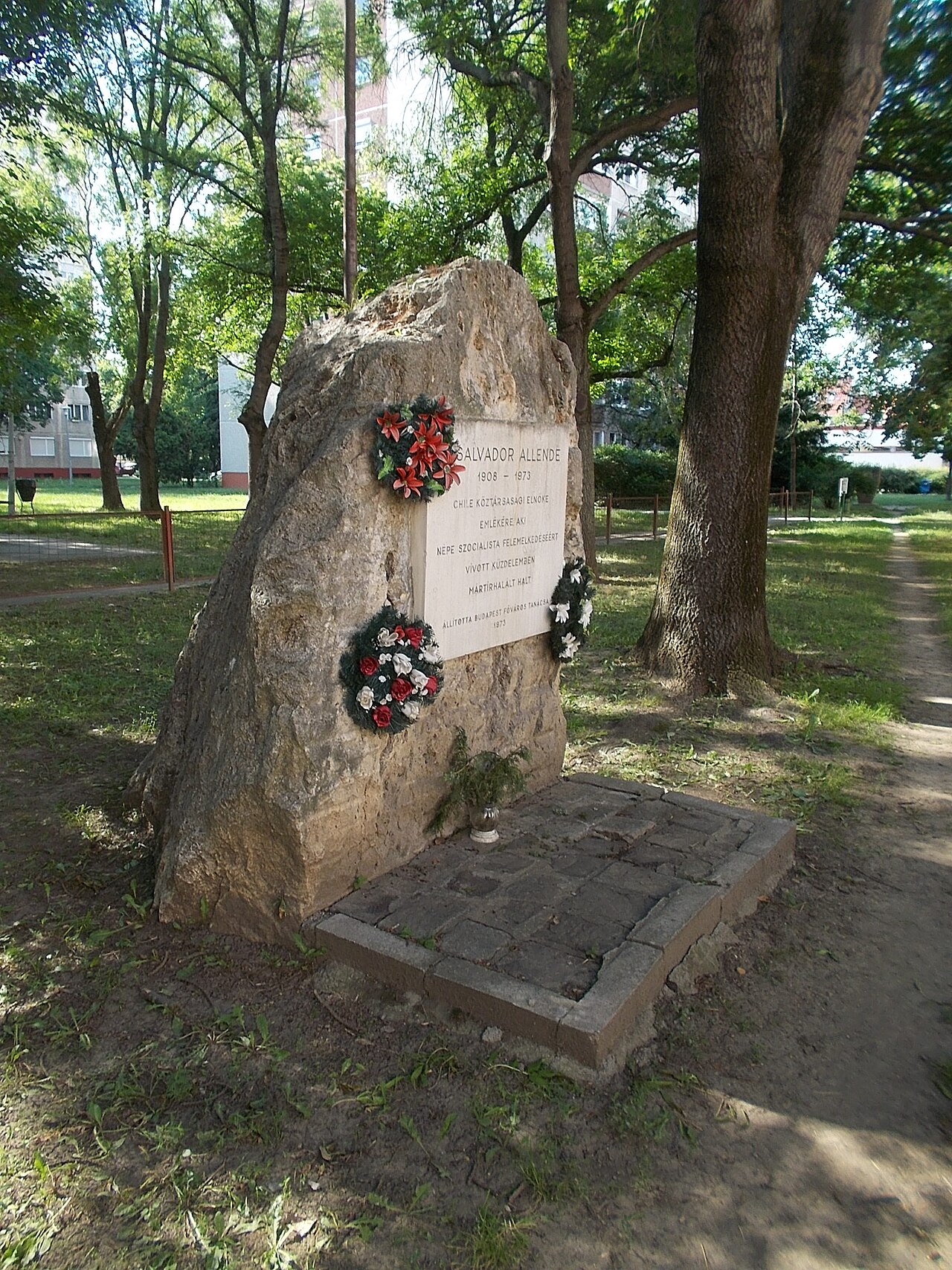 The Stone of Rememberance fotoğrafı