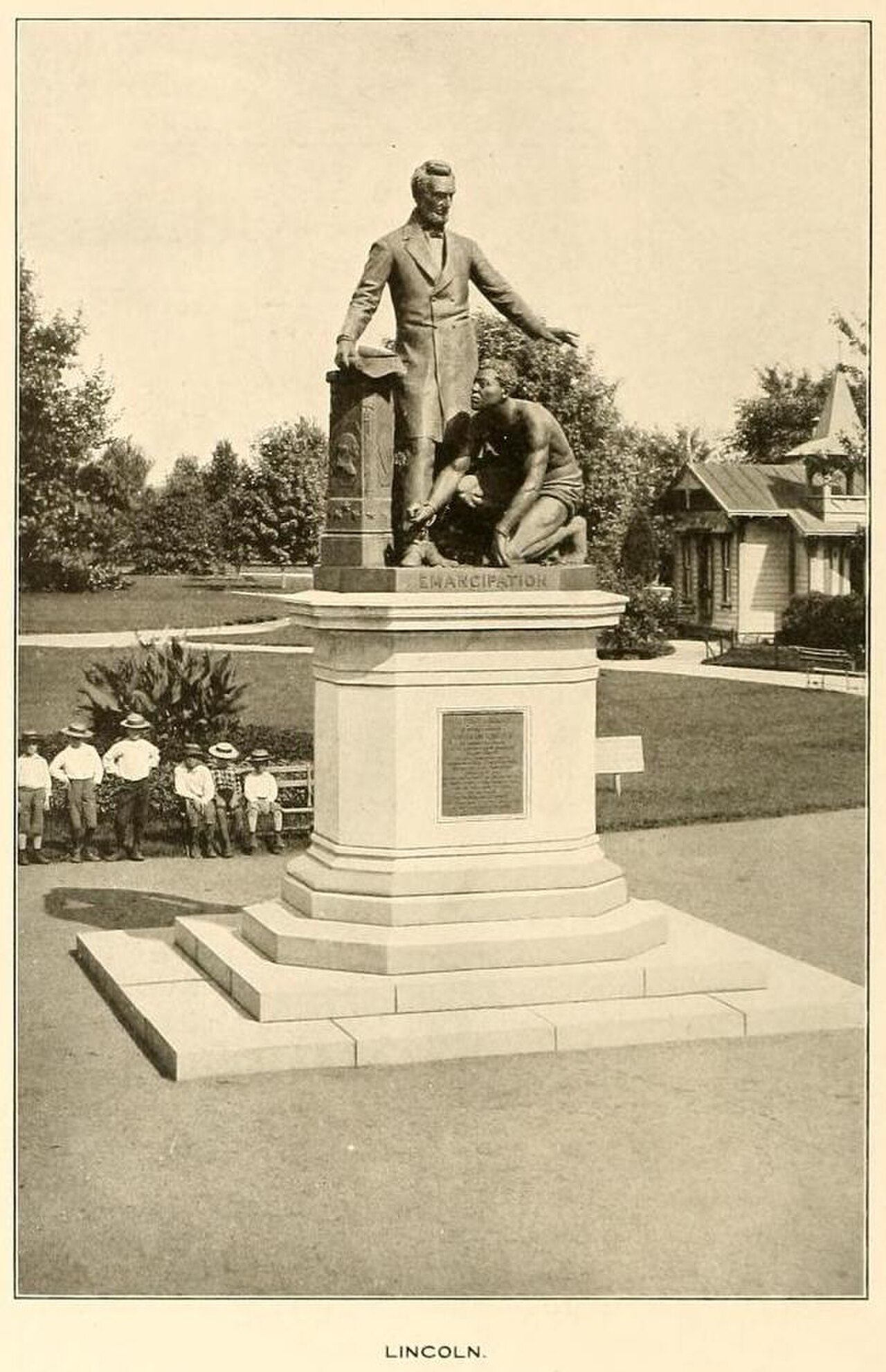 A photograph of Emancipation Memorial