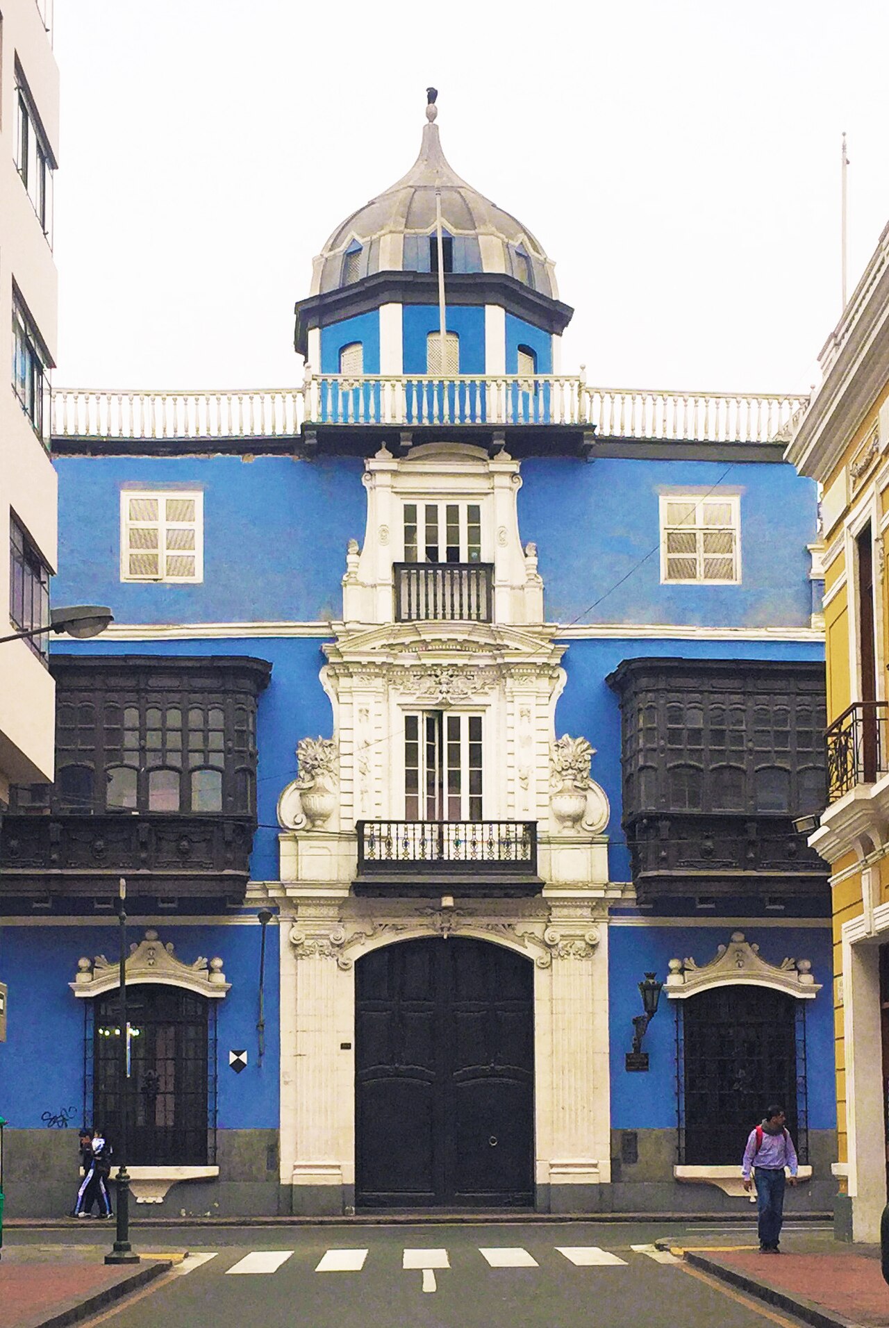 Osambela House