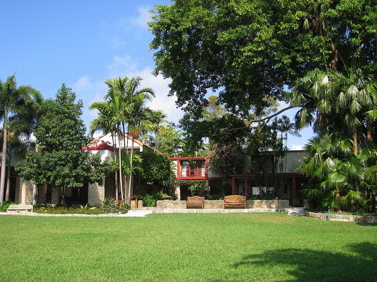 The Kampong의 사진