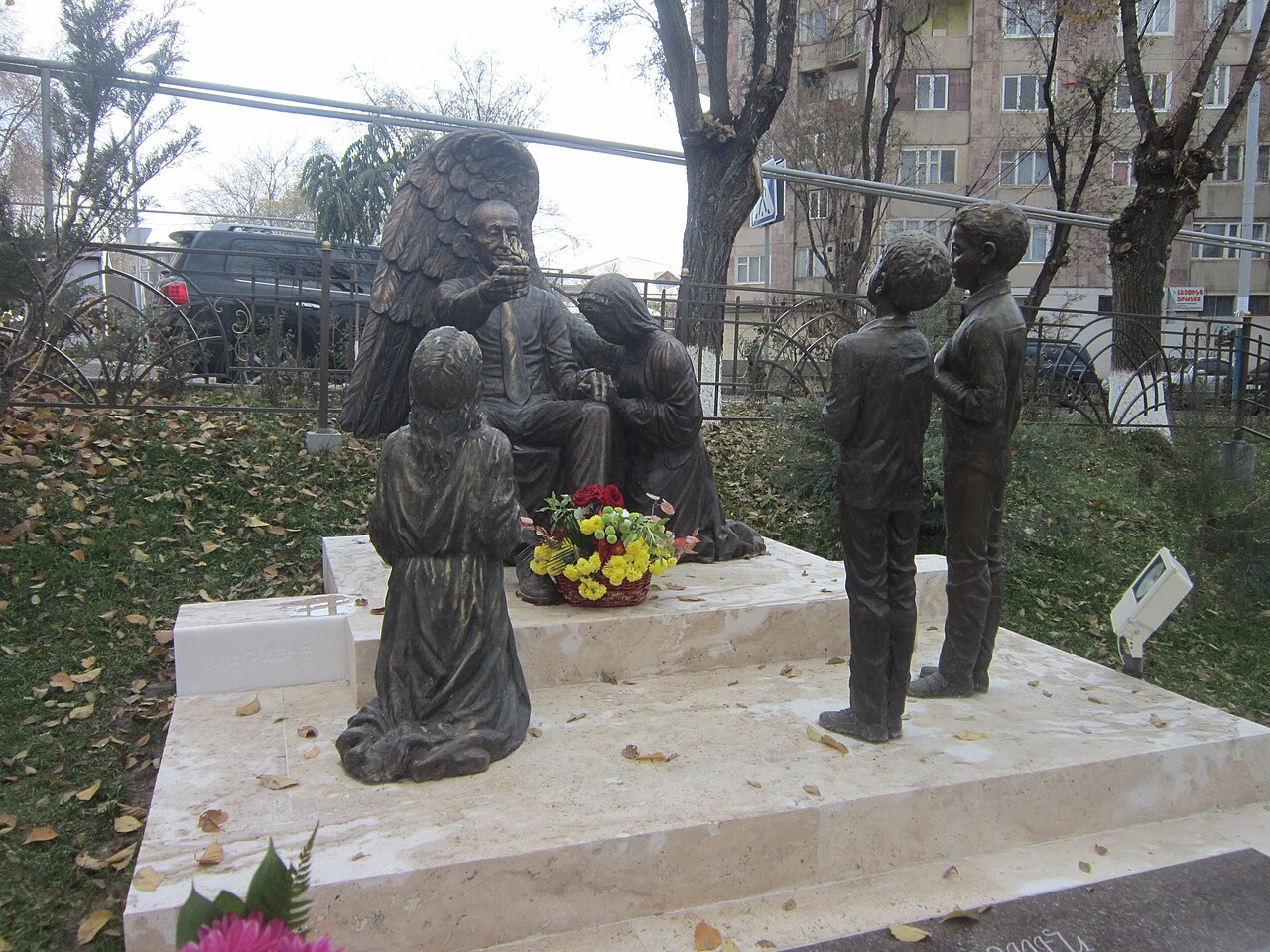 Kutsal Ana Kilisesi (Nor Nork) fotoğrafı
