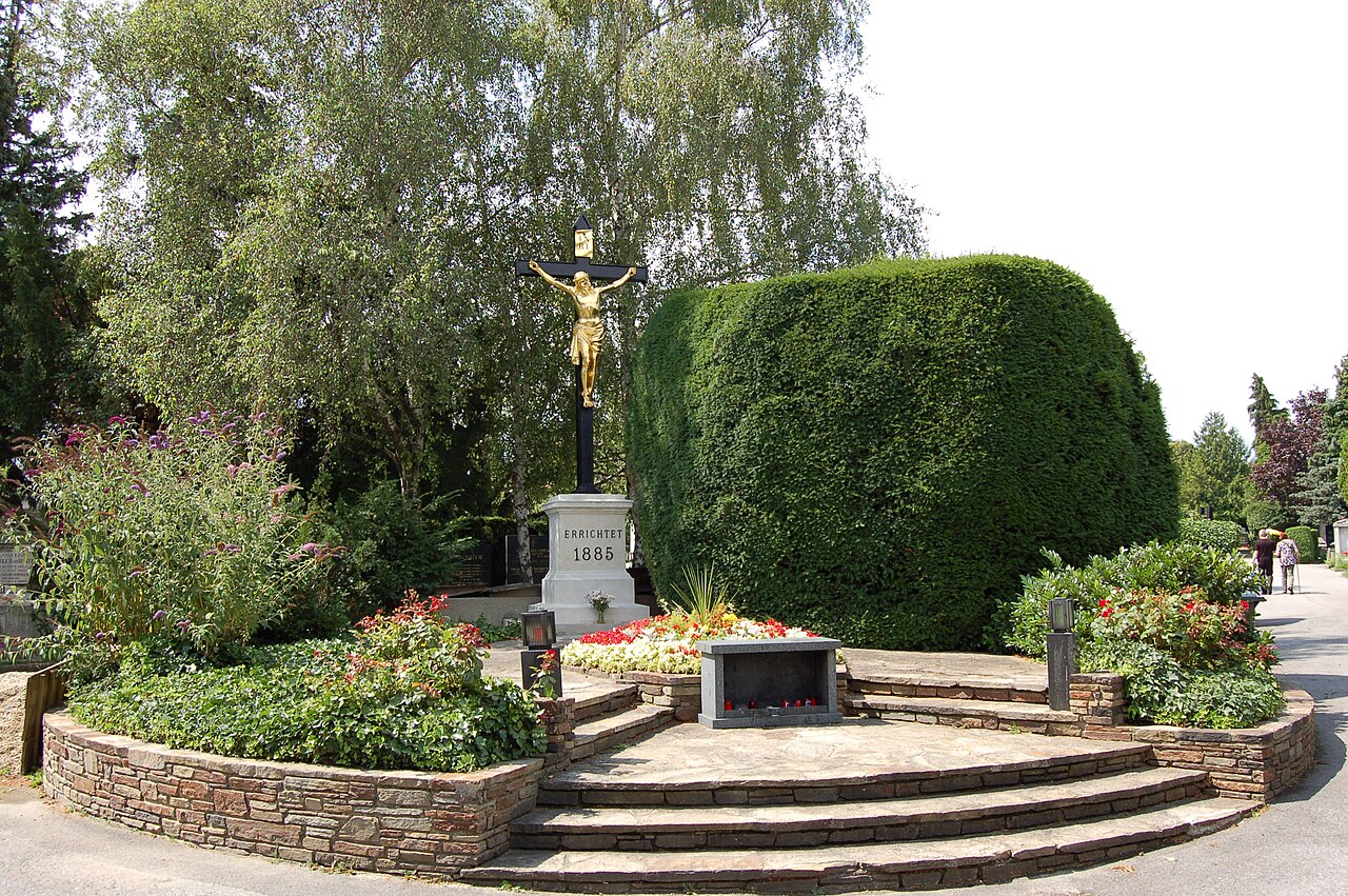 Döbling Cemetery