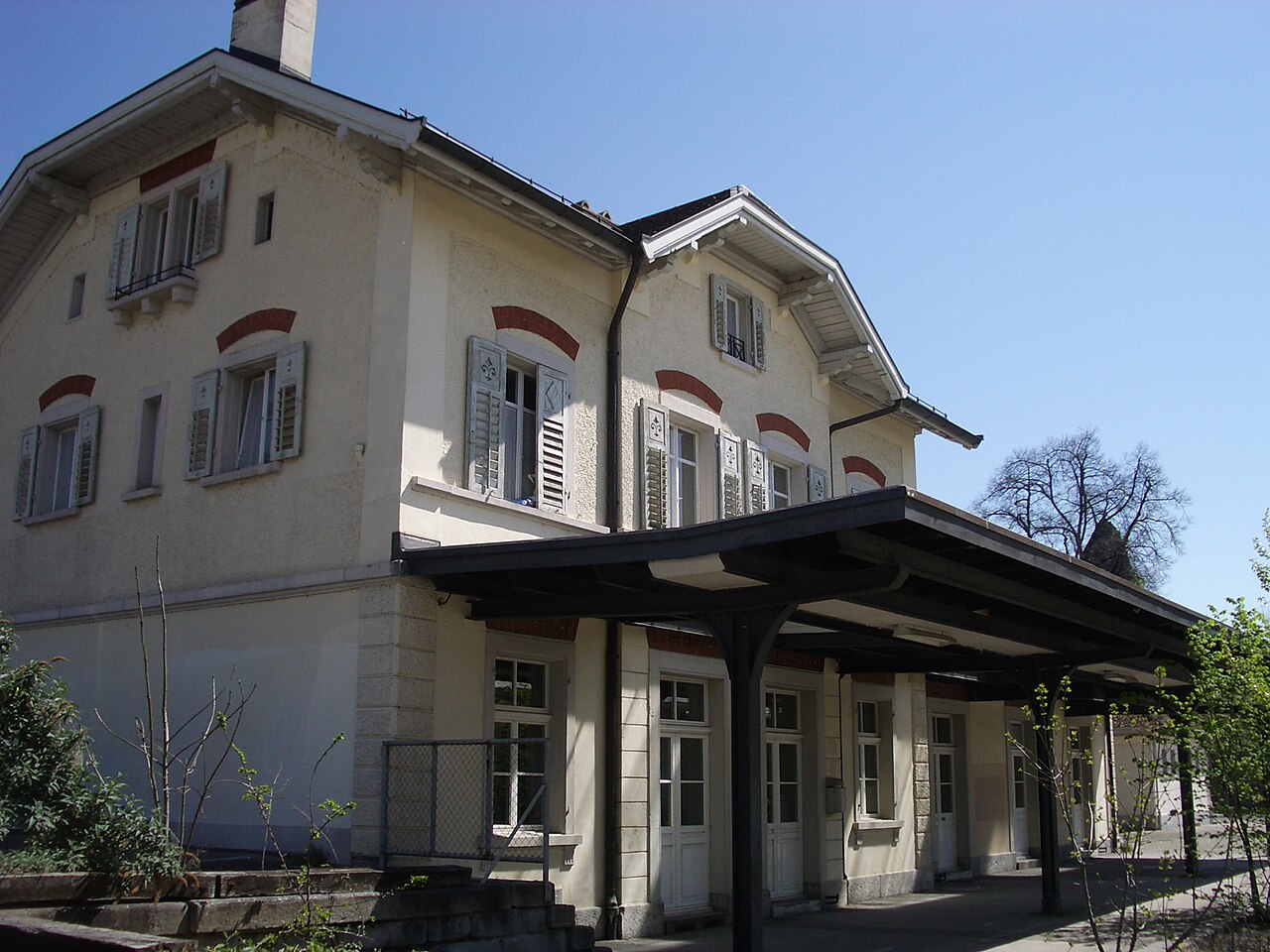 Zürih Letten Tren İstasyonu fotoğrafı