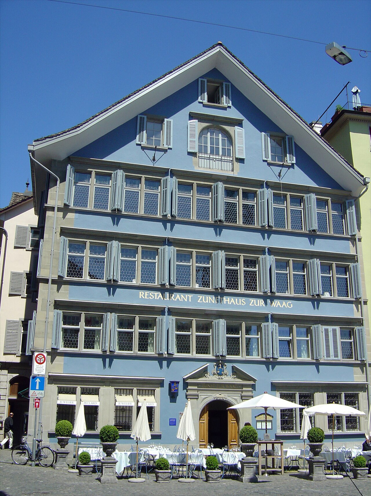 Waag Lonca Evi
