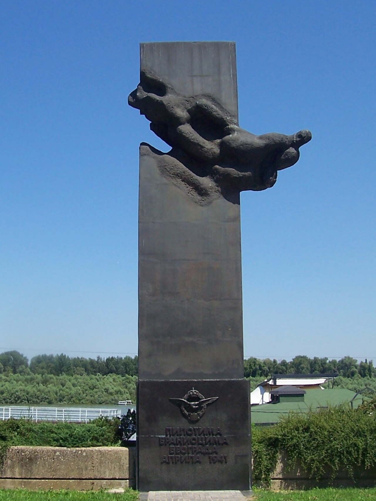 Denkmal für die Piloten, die Belgrad im Aprilkrieg 1941 verteidigten