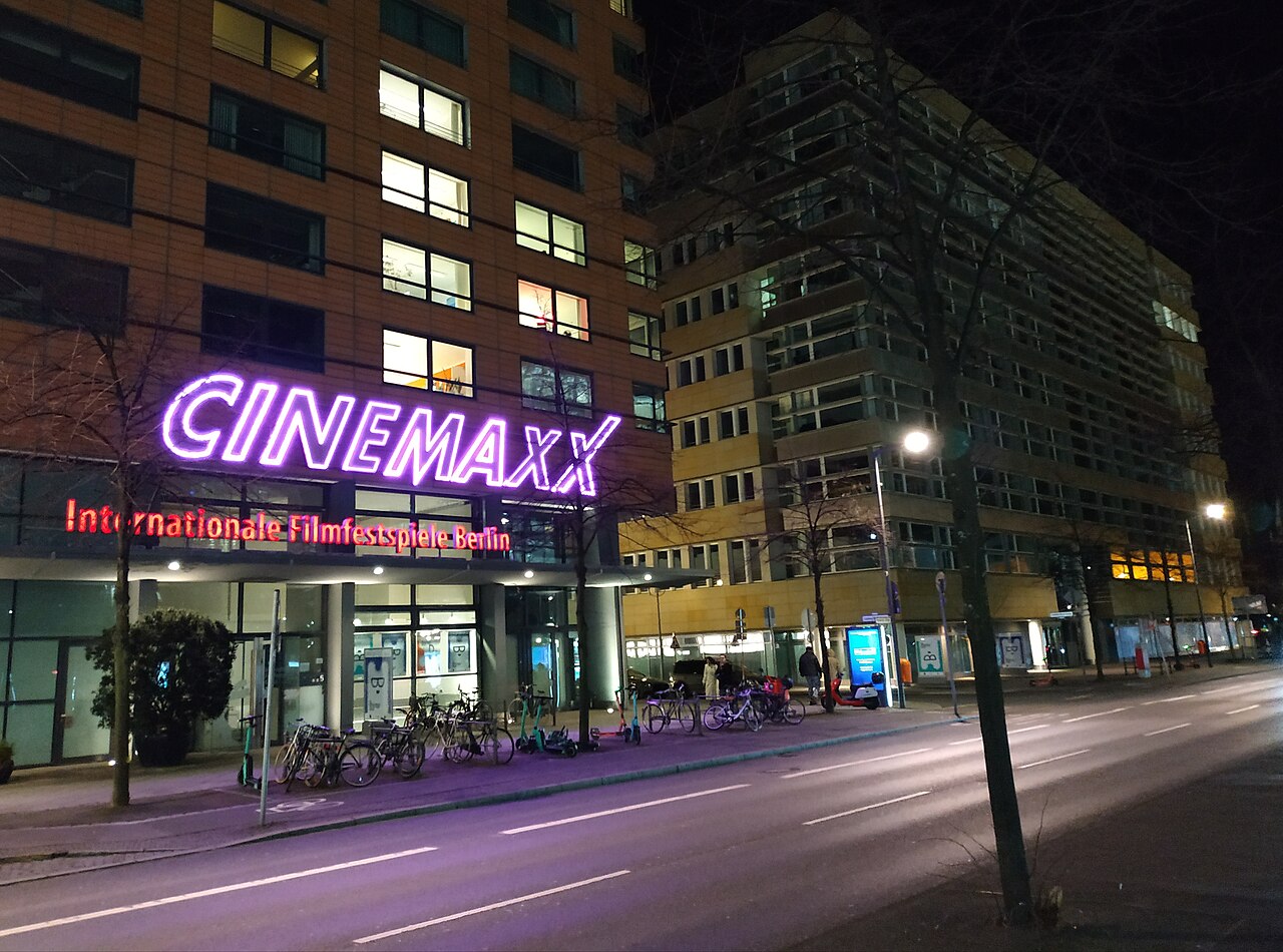 Cinemaxx Theater fotoğrafı