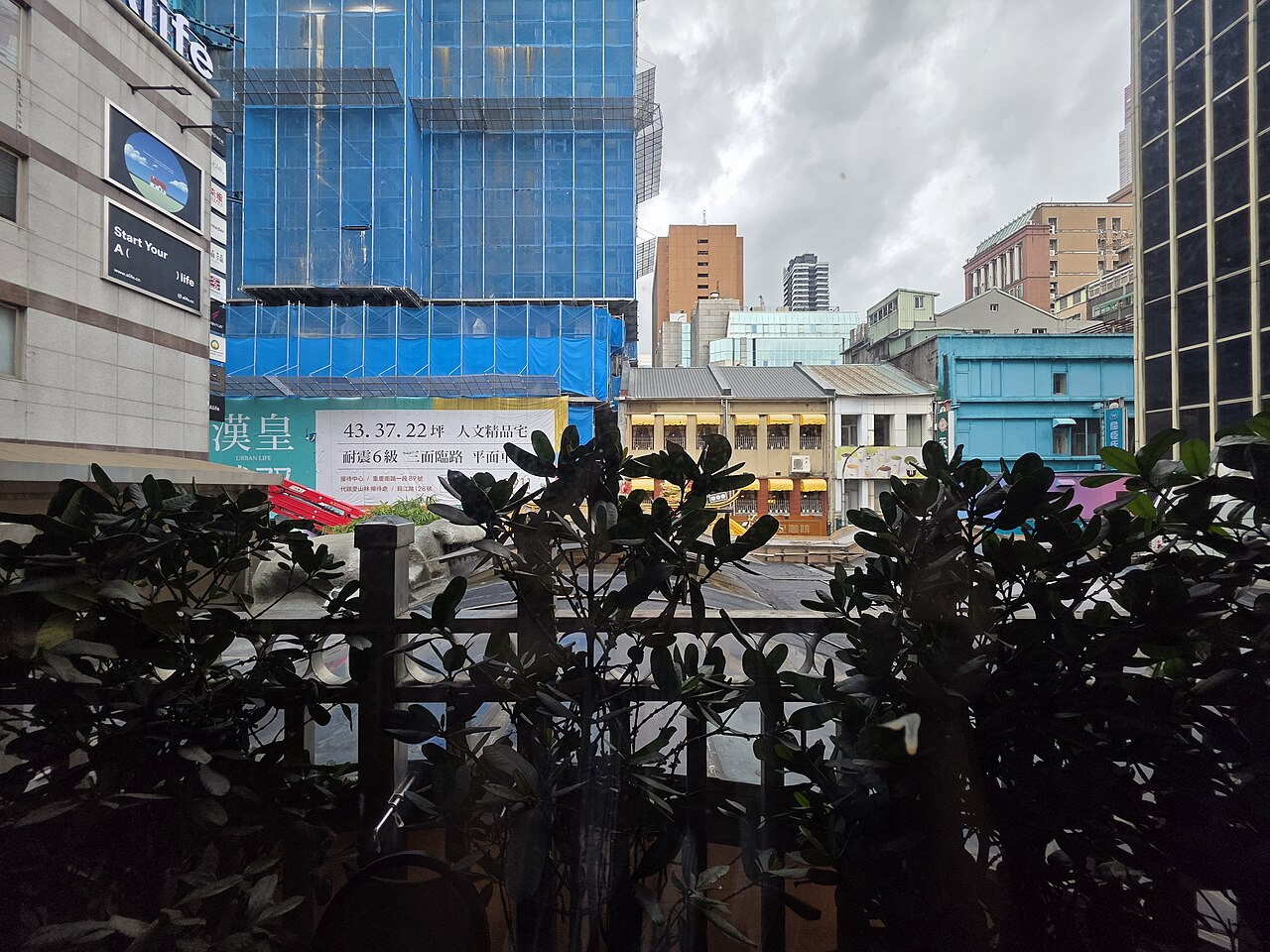 A photograph of Cafe Astoria
