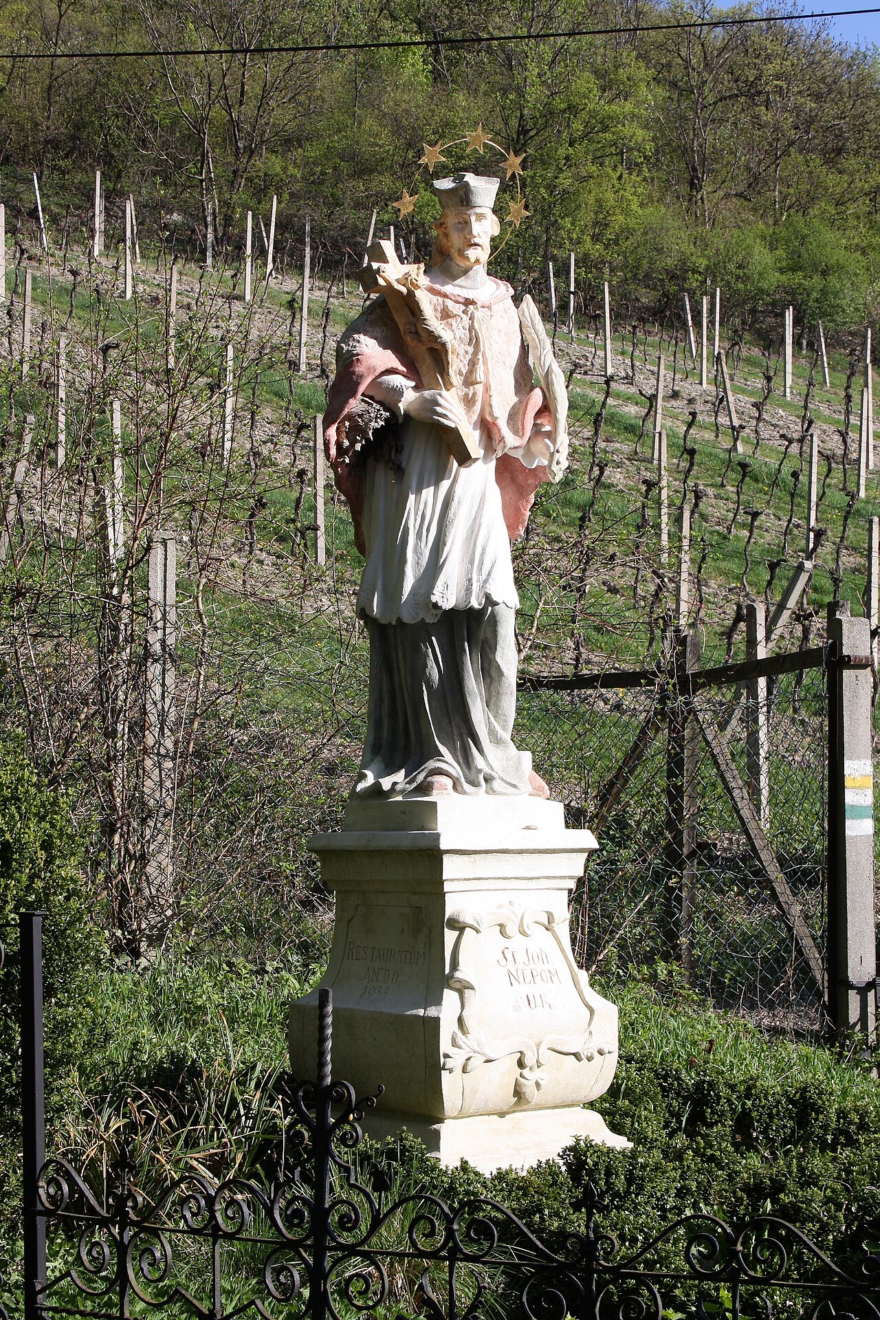 Estátua de João de Nepomuk, Waldbachsteig