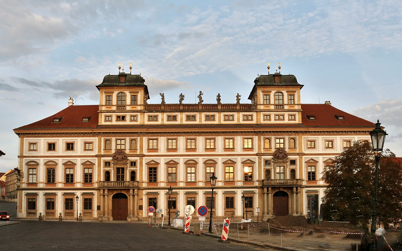 palais Toscan