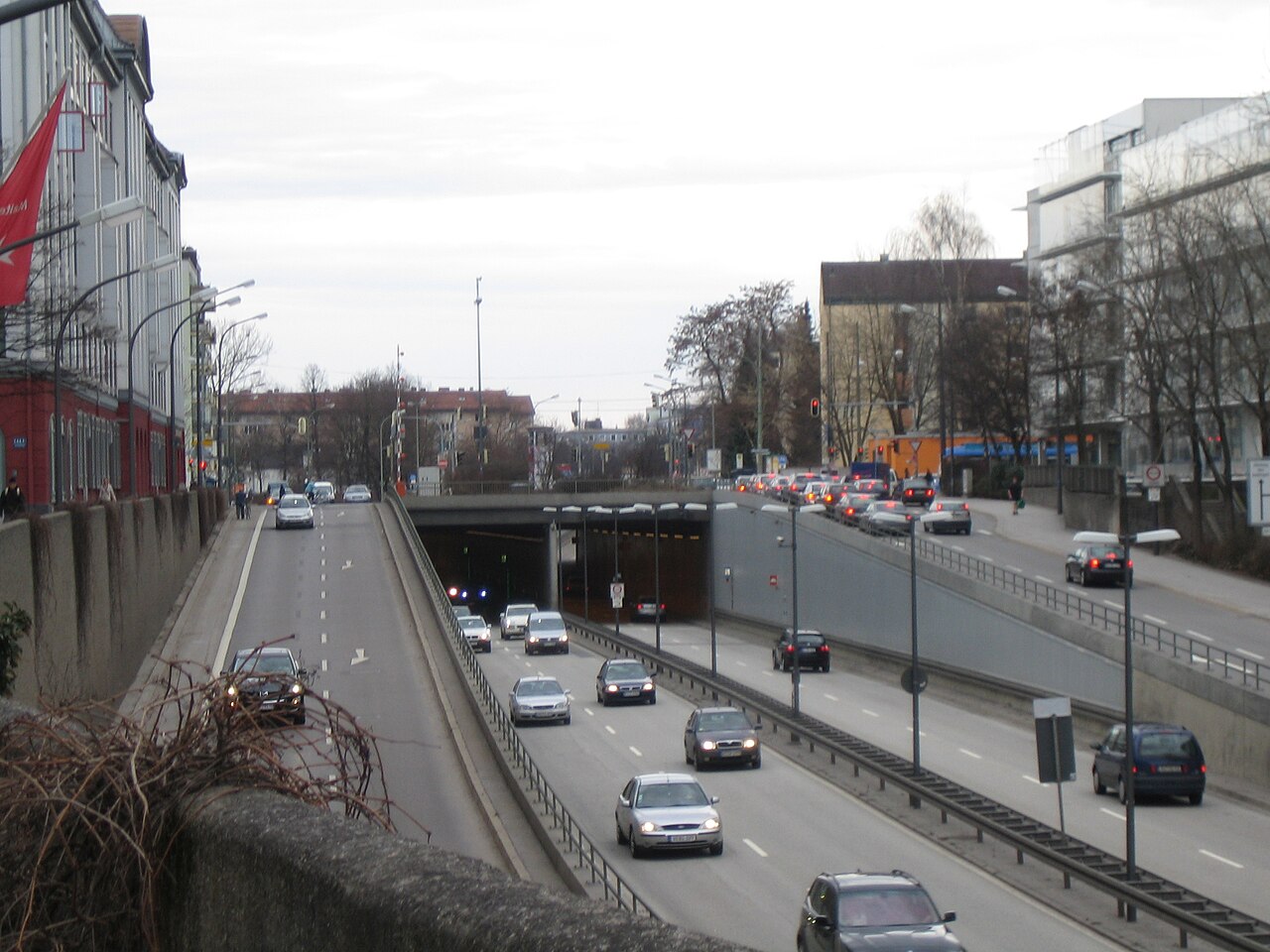 Tunnel Ring