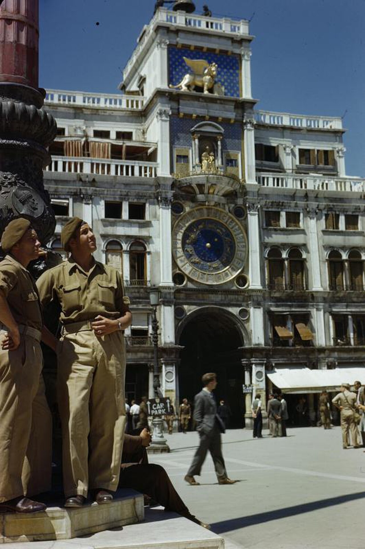 Ein Foto von Uhrturm von San Marco