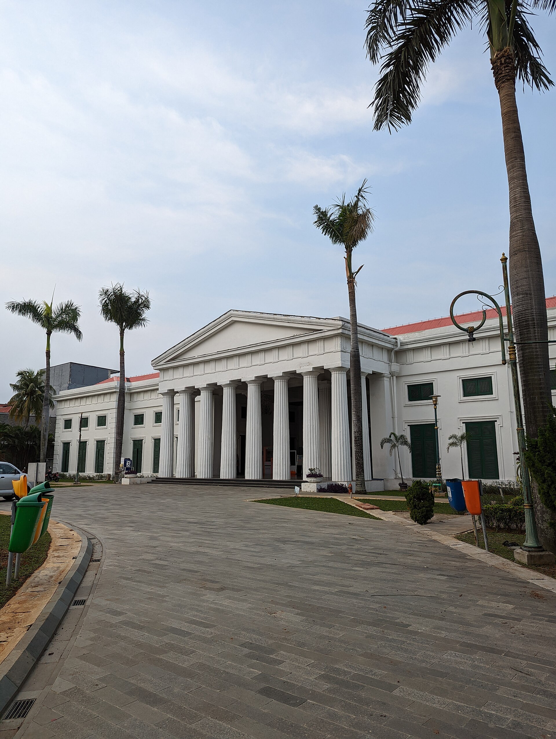 Museum of Fine Art and Ceramics