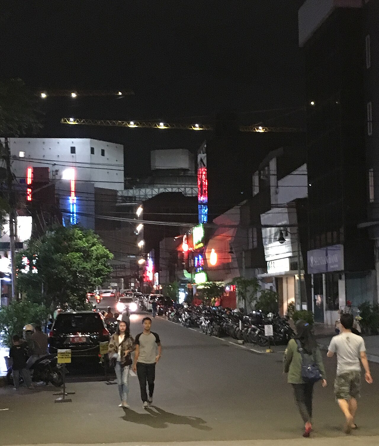 Blok M Square