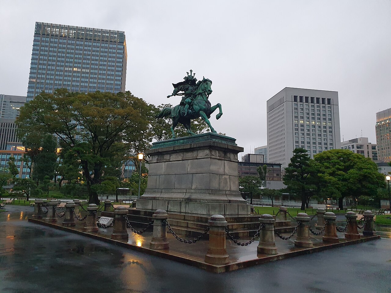 Una fotografia di Statua di Kusunoki Masashige