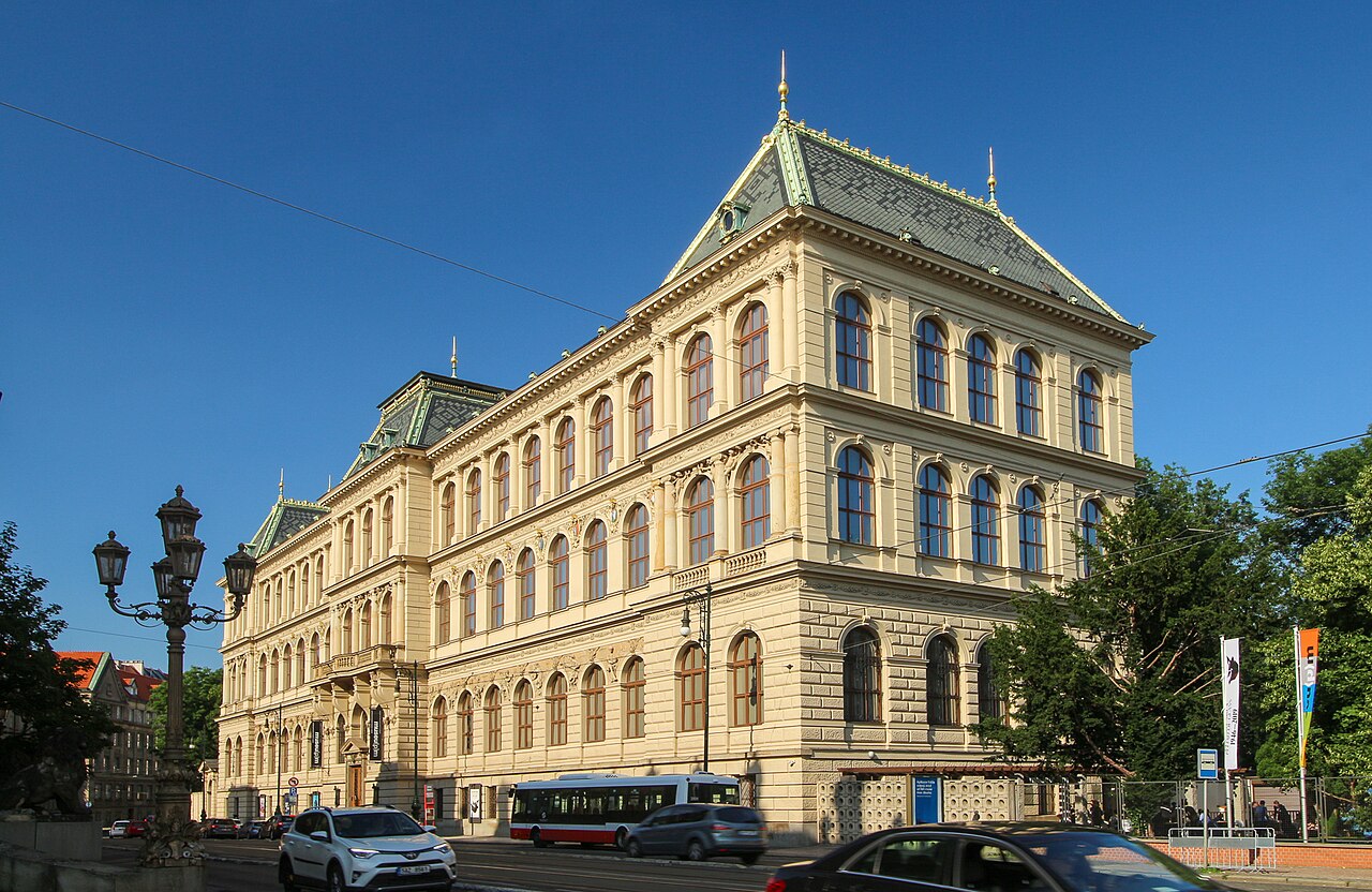 Prag Dekoratif Sanatlar Müzesi