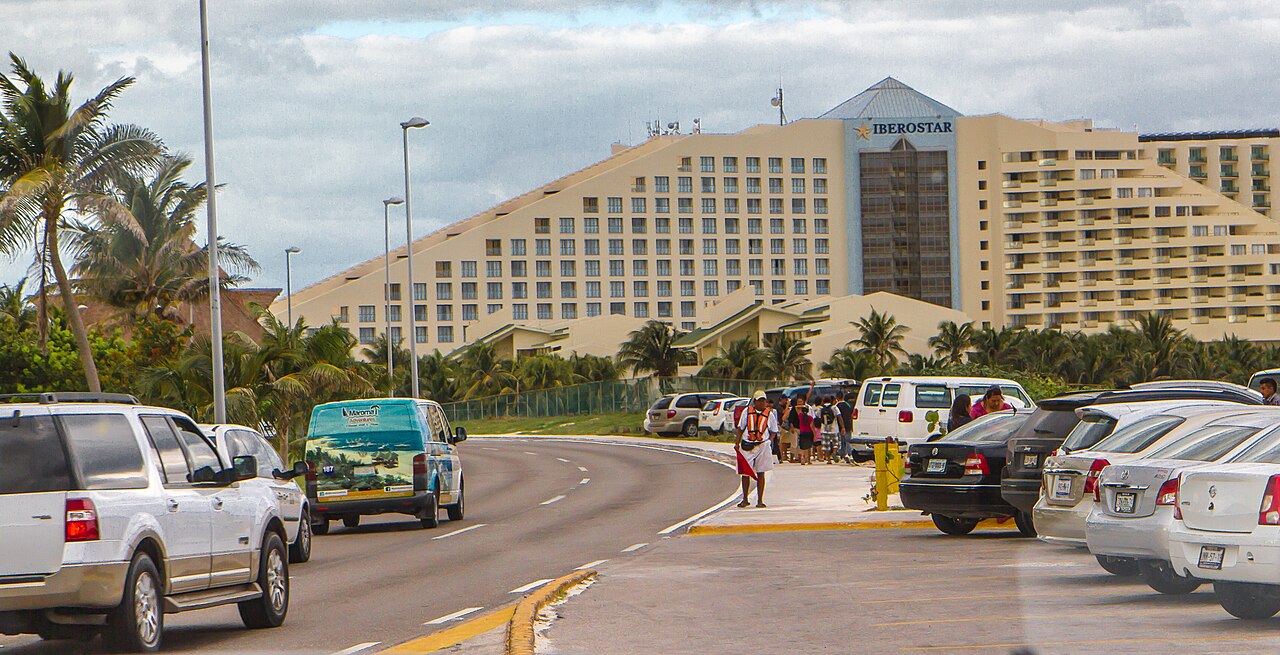 Ein Foto von Cancún-Schild