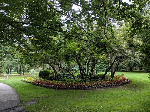 Edwards Gardens