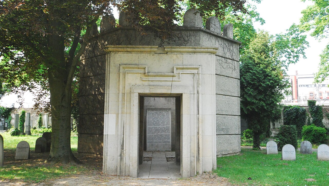 A photograph of Jüdisches Heldendenkmal