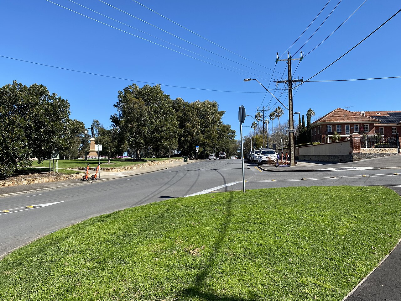 Una fotografia di Montefiore Hill