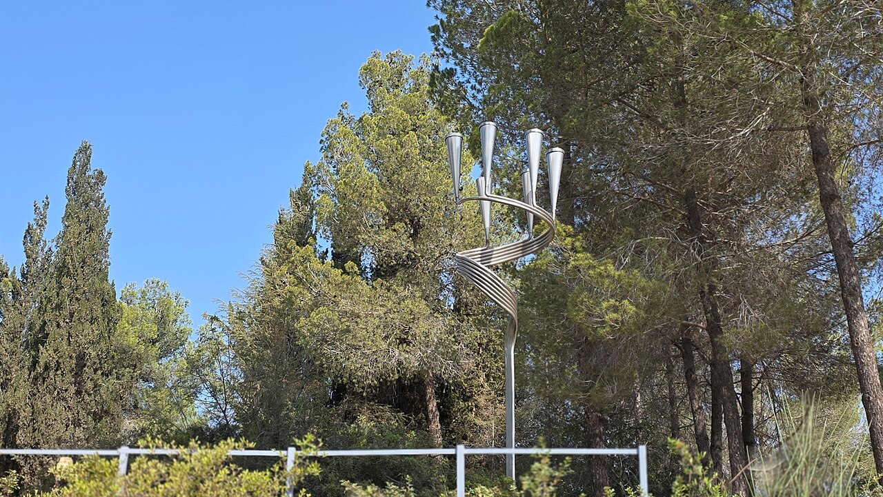 Una fotografía de Memorial infantil de Yad Vashem
