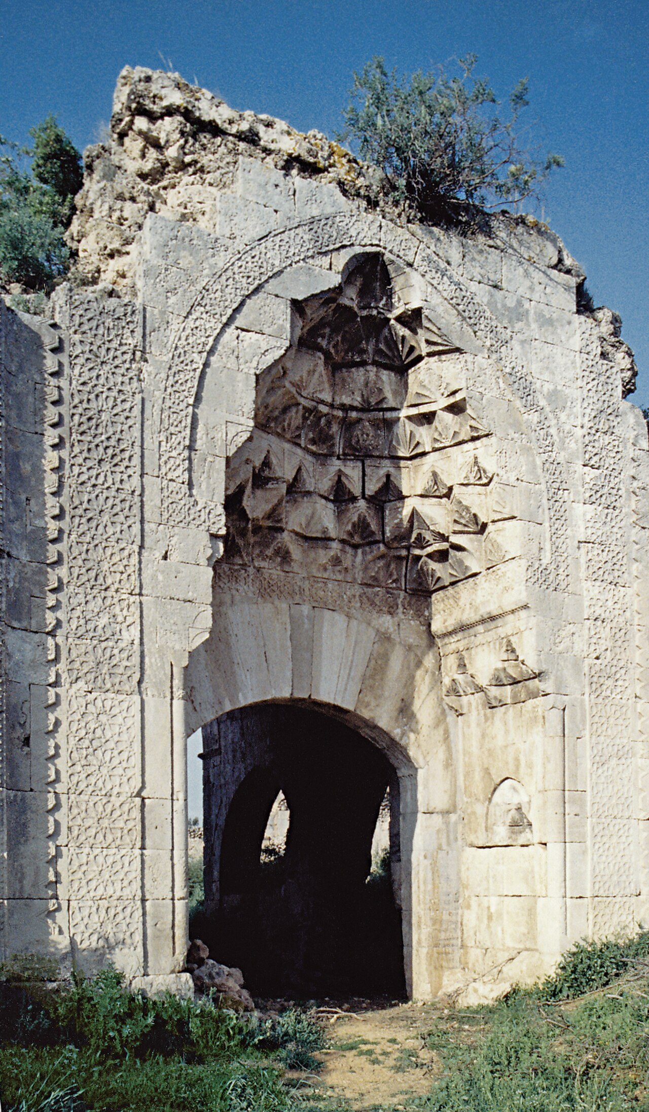 Una fotografía de Caravasar Evdir Han