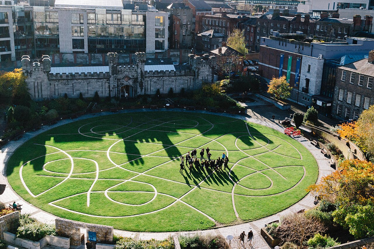 Dubh Linn Garden