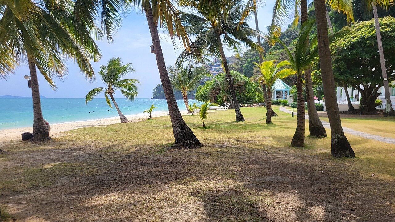Ein Foto von Panwa Beach