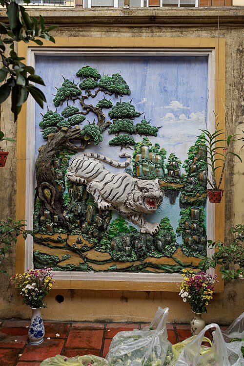 Bach Ma temple