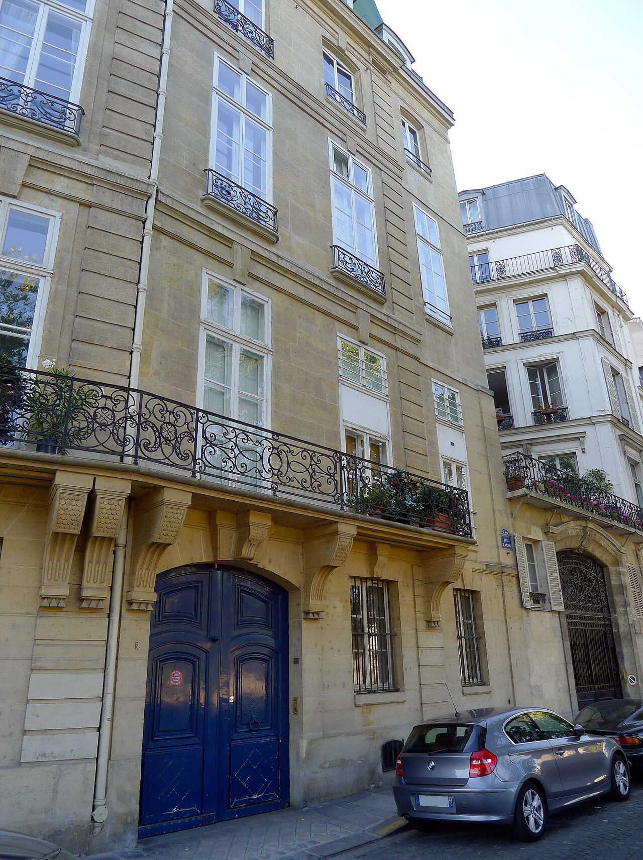 A photograph of Hôtel Le Vau