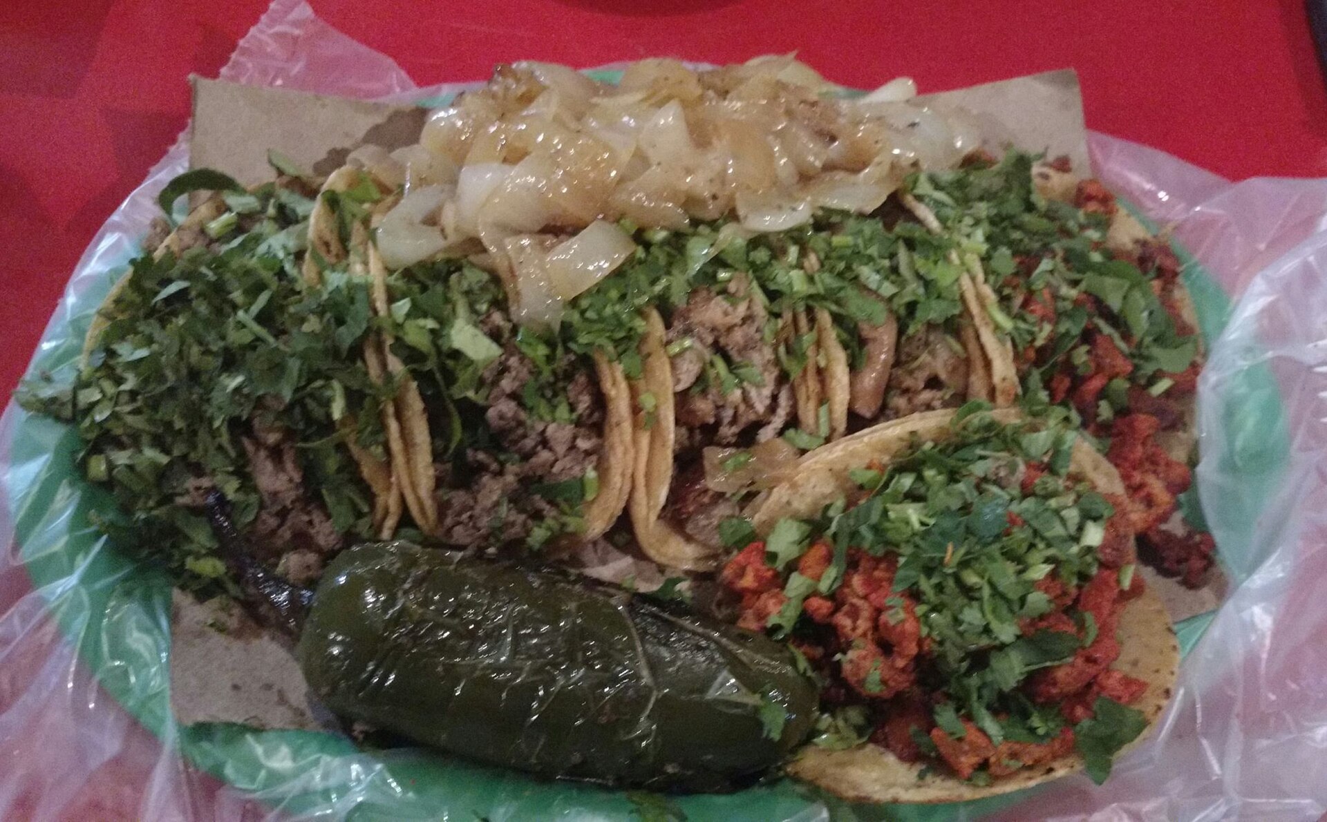 Tacos callejeros — foto ilustrativa
