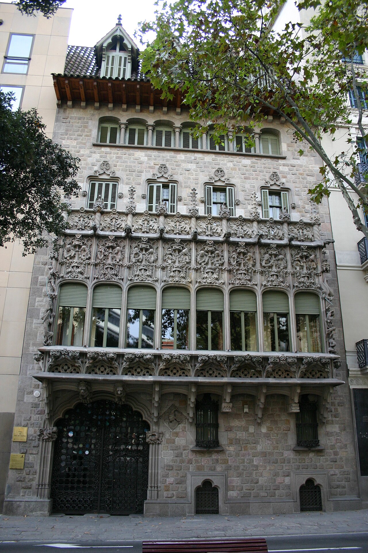 Baró de Quadras Sarayı
