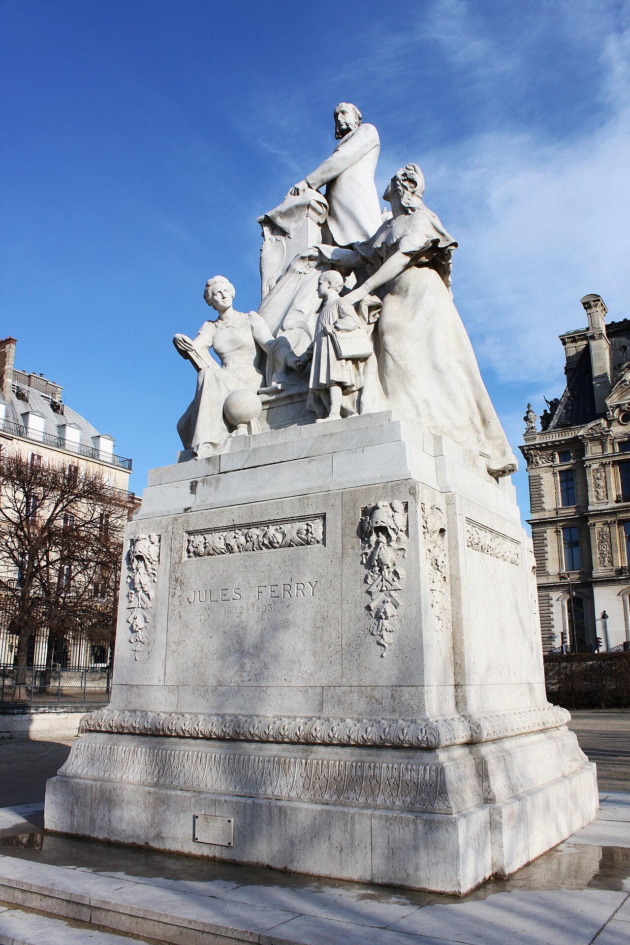 Jules Ferry Anıtı