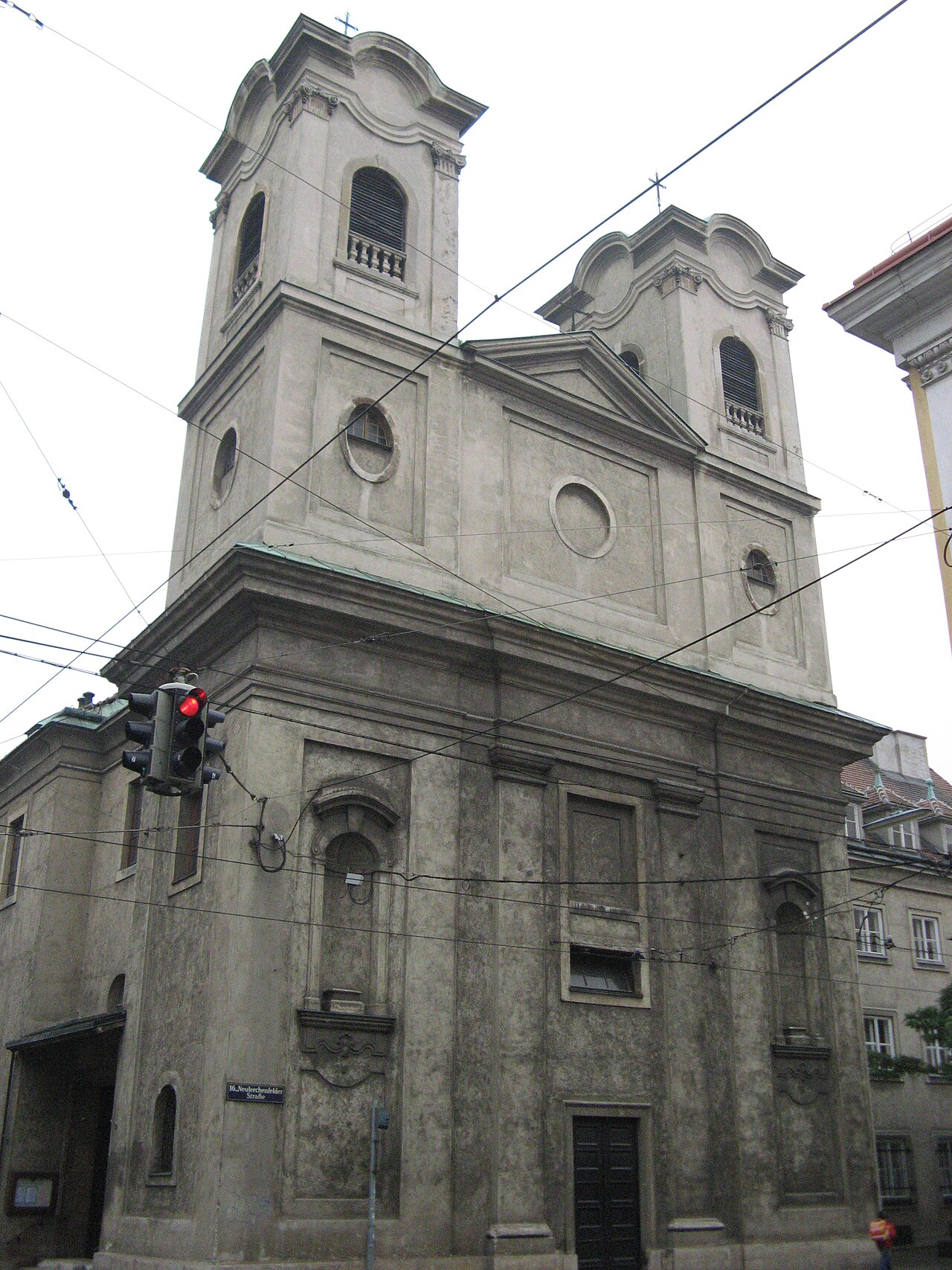 Una fotografía de Neulerchenfelder Pfarrkirche