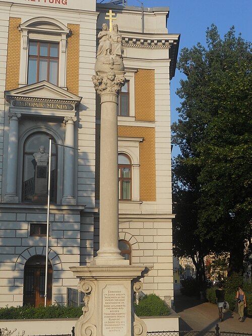 Trinity column, Radetzkystraße 1, Landstraße