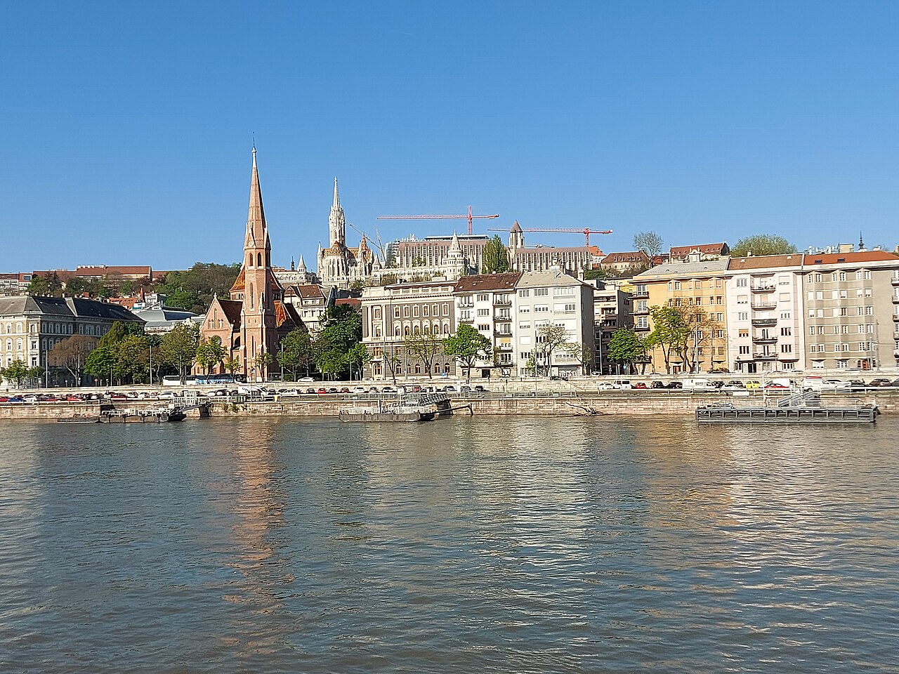 Una fotografia di chiesa calvinista di Buda