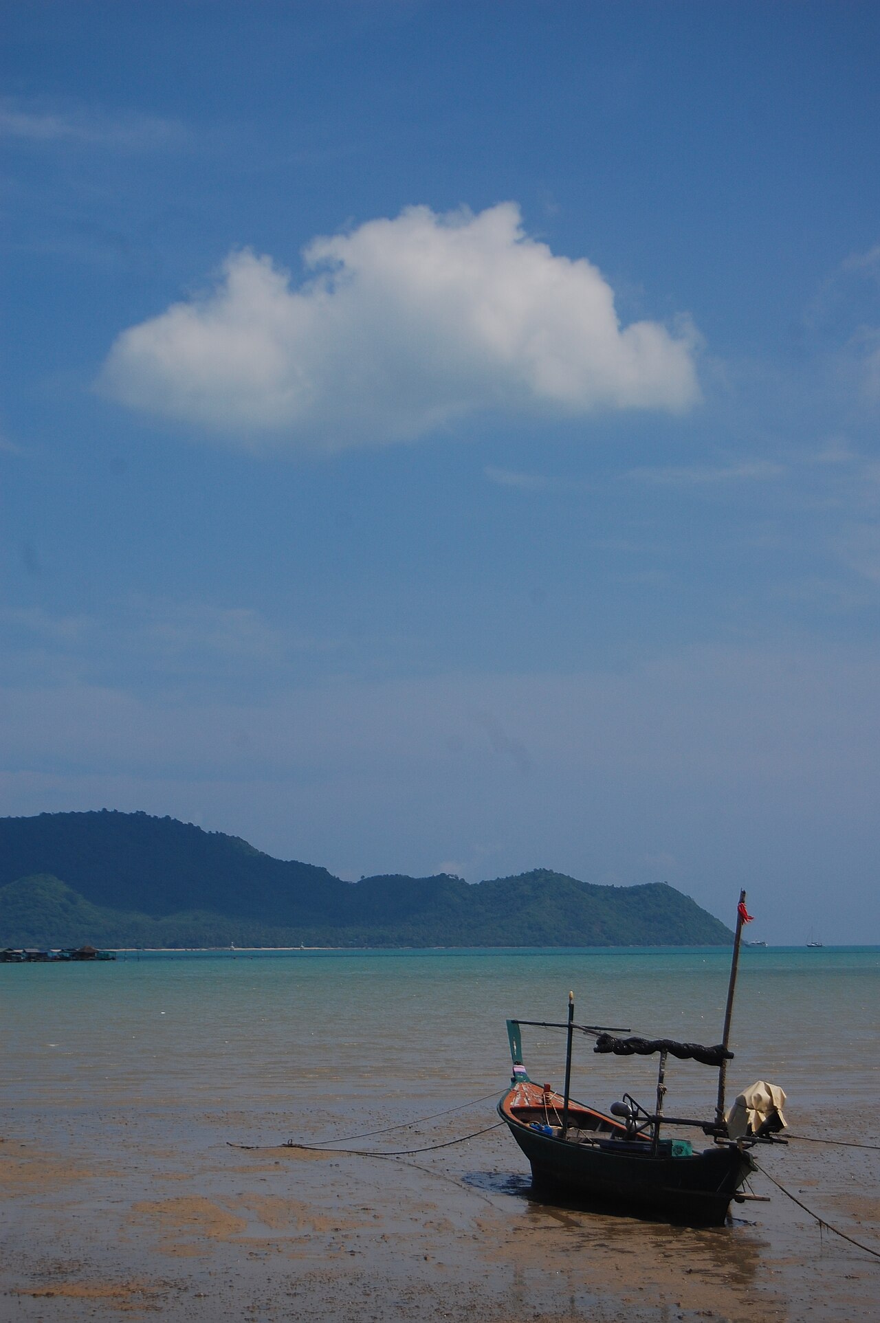 Chalong Beach fotoğrafı