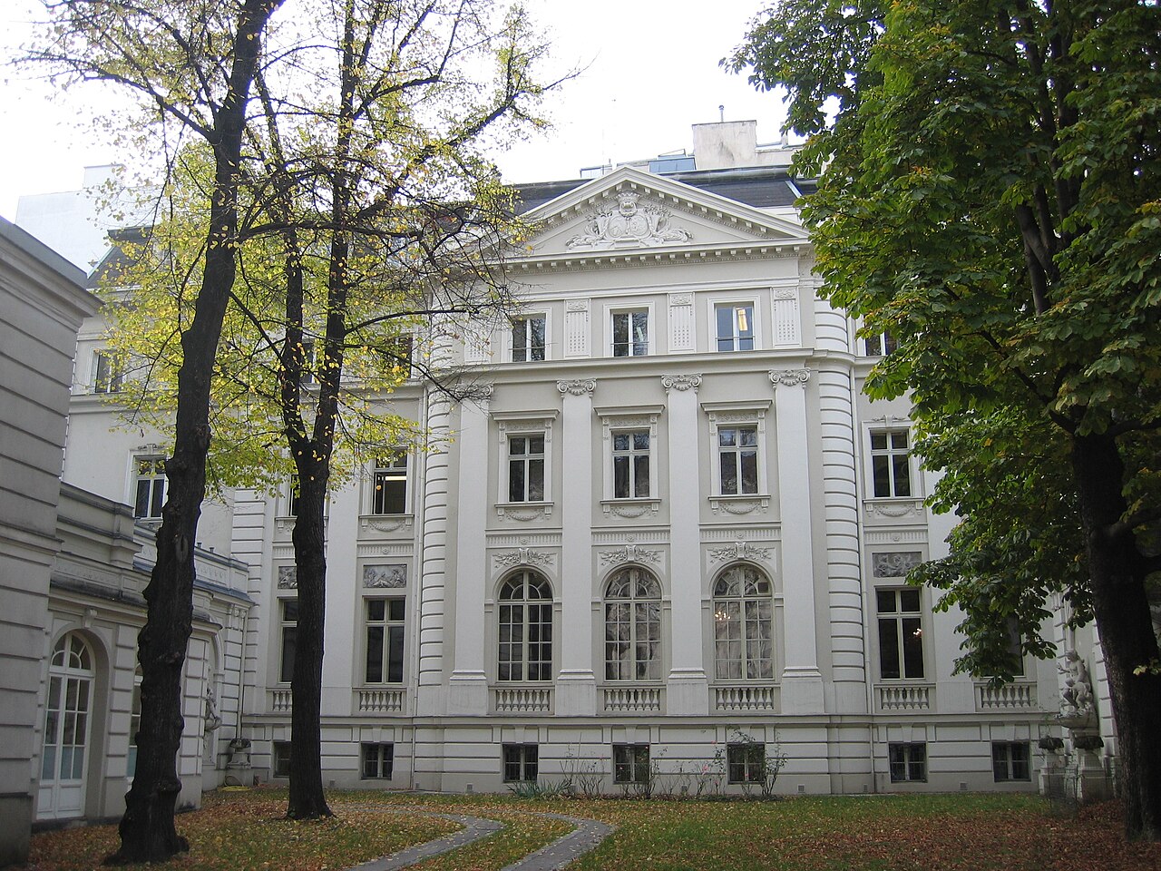 Una fotografia di Palazzo Bourgoing-Rothschild