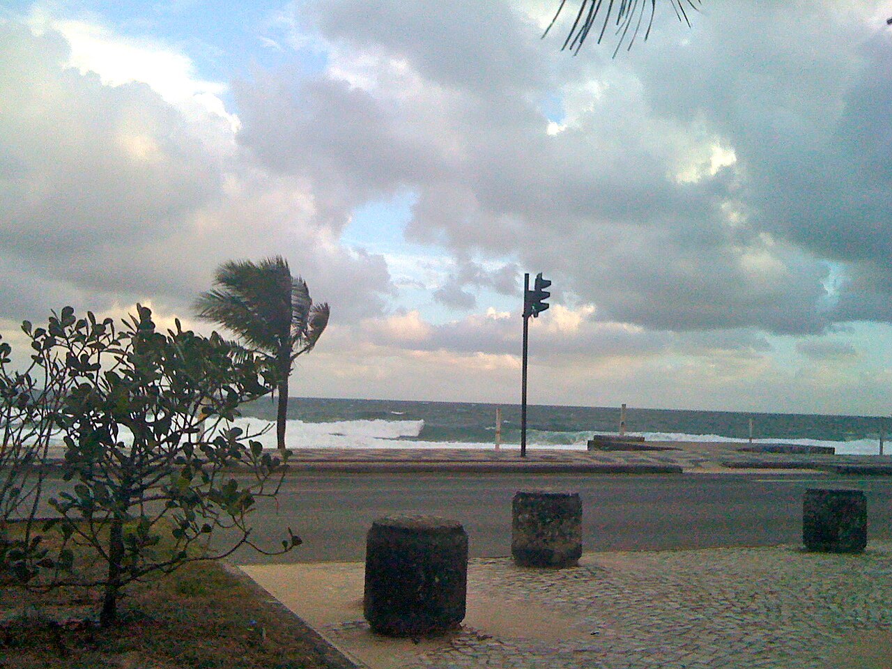 A photograph of Praia do Leblon